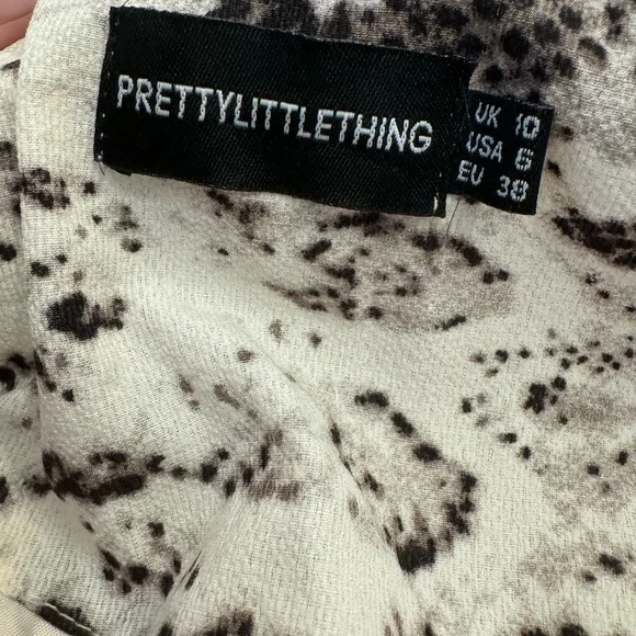 PrettyLittleThing Snake Print Puffer Jacket, sz 6 - Picture 5 of 8